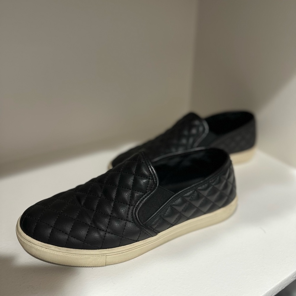 Steve Madden women’s shoes size 9